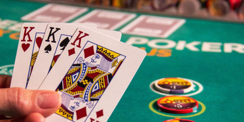 Người chơi Game Bài 3 Cây tại nhà cái 33win